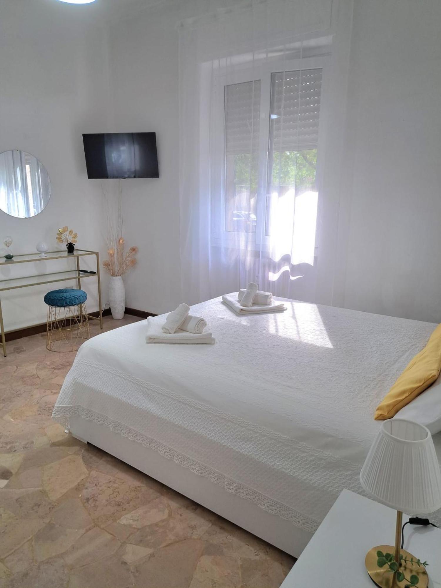 Amati Milano Apartment ภายนอก รูปภาพ